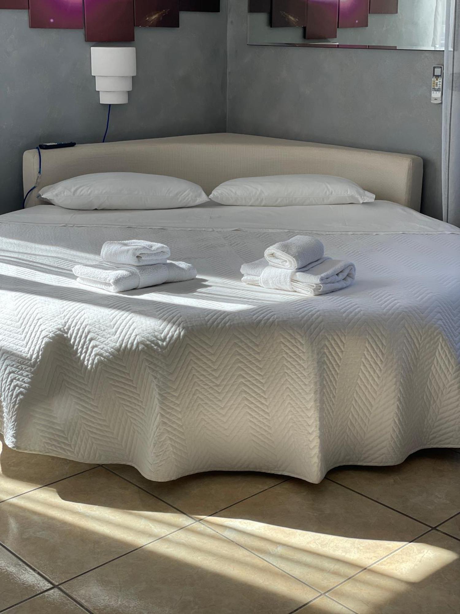 B&B Villa Magna Grecia 拉扎罗 外观 照片